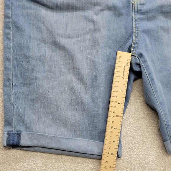 Levi Strauss Signature Bermuda Shorts Women’s 14 W32 Blue Denim Jorts - Picture 5 of 10